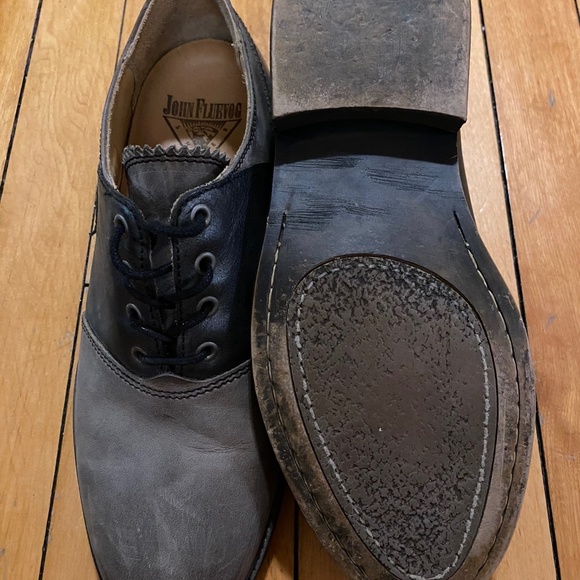 John Fluevog – Cagney Contrast Lace-up Derby Men’s size 8 Color Silver main image 6